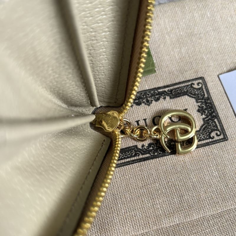 Gvc*1 purse